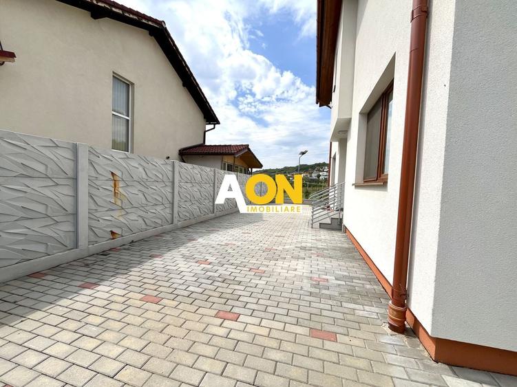 Casă cu 3 camere cu Canalizare în Cetate