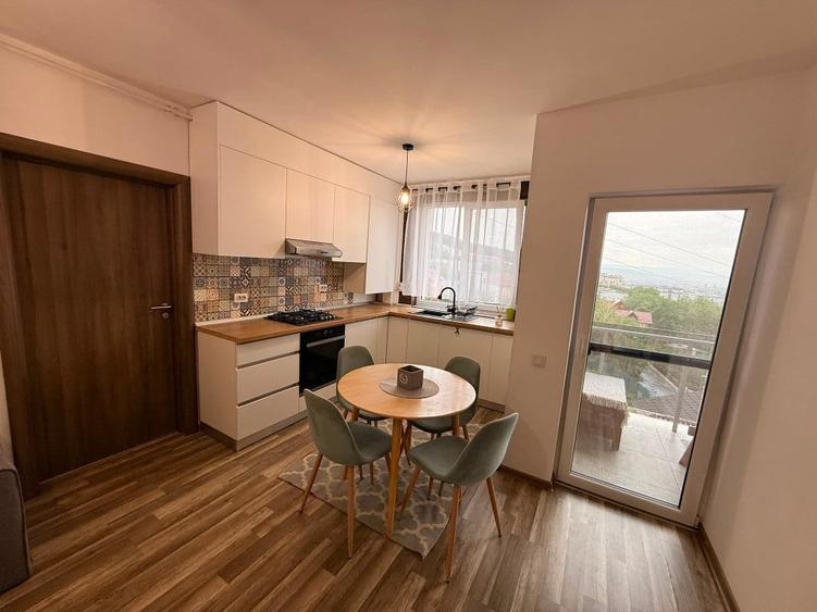 Apartament 2 camere semidecomandat zona Razoare - 7
