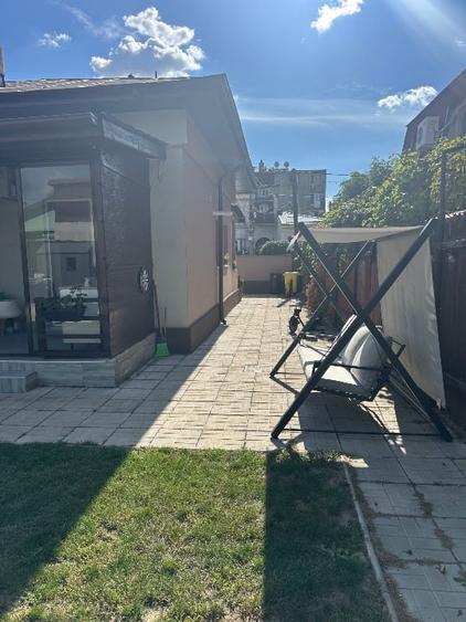 Casă individuală cu 3 camere cu Canalizare în Eroii Revoluției