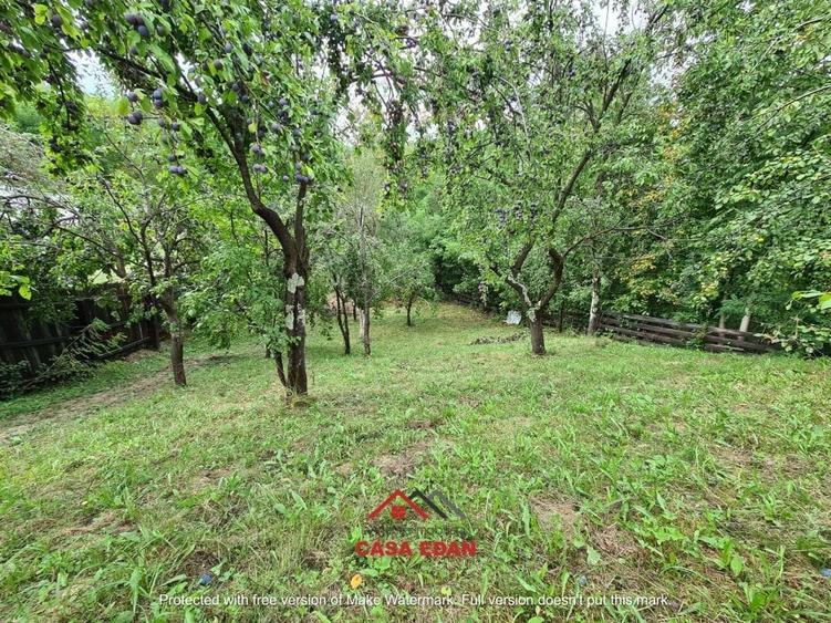 Casă cu 5 camere cu Teren 2380 Mp în Central