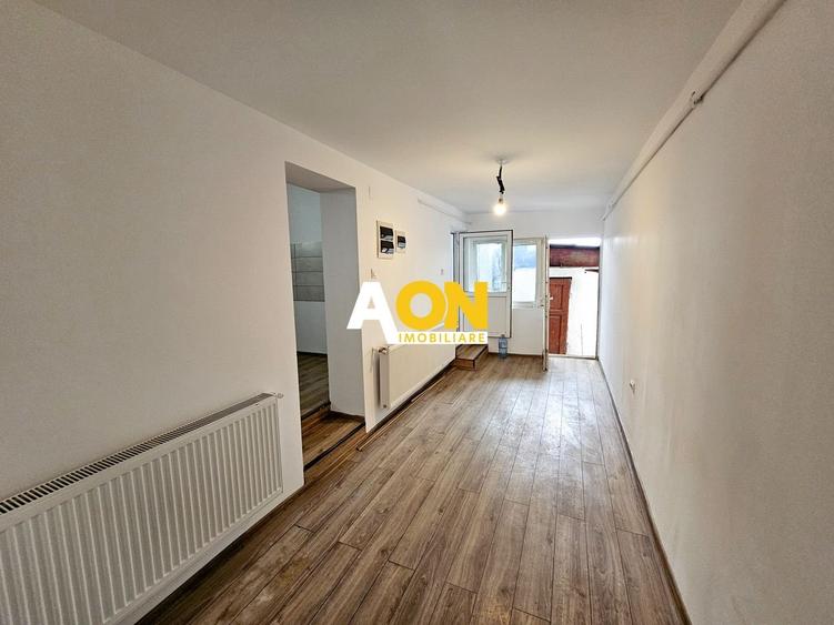 Casă individuală cu 3 camere cu Canalizare în Cetate