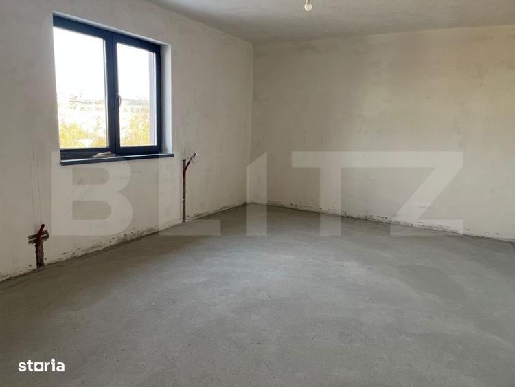 Casă cu 4 camere în Ungureni