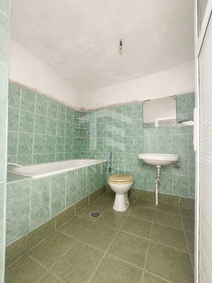 Casă cu Teren 167 Mp în Valu lui Traian