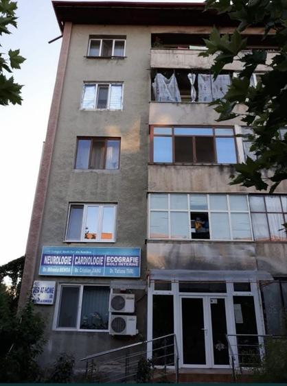Apartament cu 2 camere decomandat în 23 August