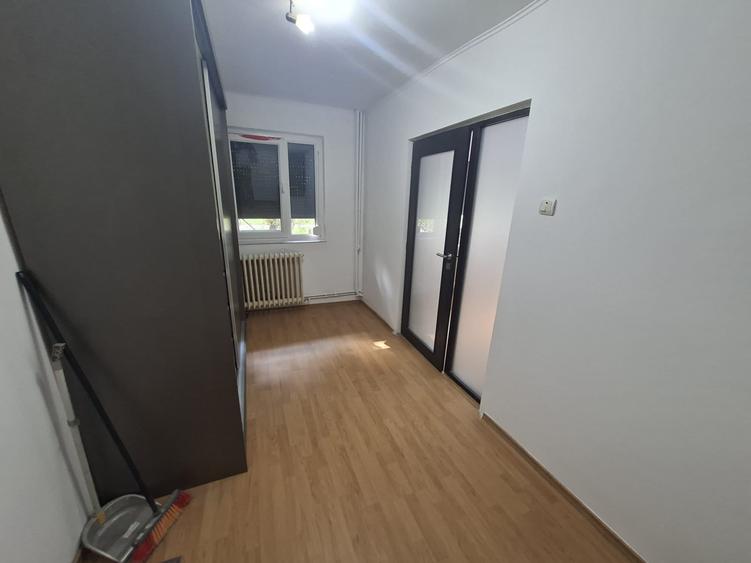 Apartament cu 2 camere nedecomandat în Alexandru cel Bun