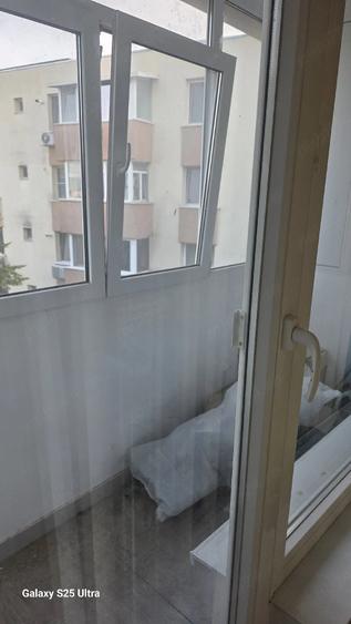 Apartament cu 2 camere decomandat în Horia