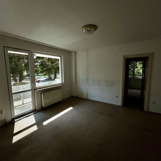 Apartament cu 2 camere nedecomandat în Central