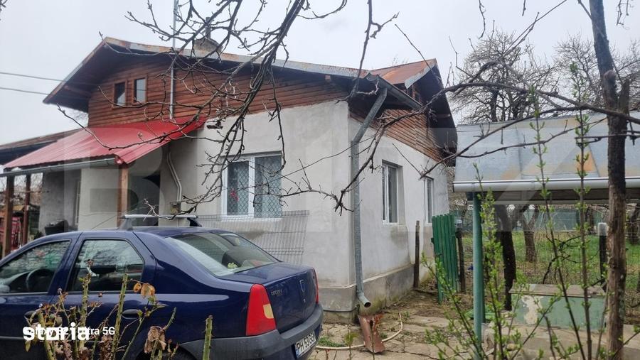 Casă cu 3 camere cu Teren 2058 Mp în Scorțeni