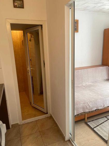 Garsonieră decomandată în Războieni