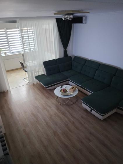 Apartament cu 2 camere decomandat în Olteni