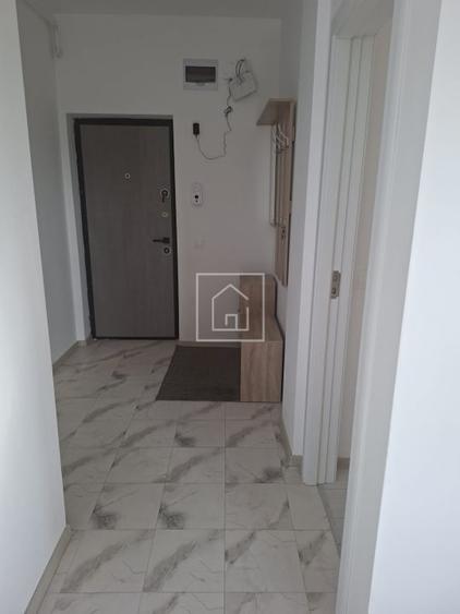 Apartament cu 2 camere decomandat, mobilat în Periferie
