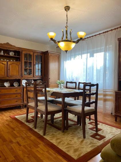 Apartament cu 4 camere decomandat în Luncă