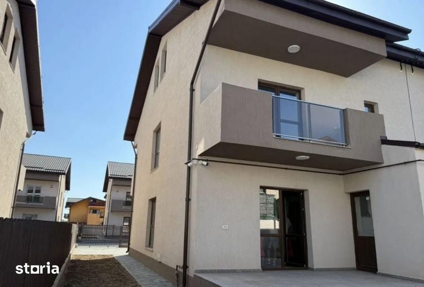 Casă cu 4 camere cu Teren 254 Mp în Dobroești