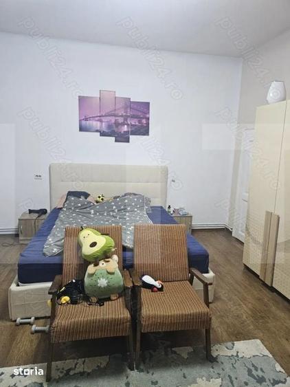 Casă cu 5 camere cu Teren 530 Mp în Lipovei
