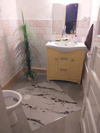 Casă cu Teren 600 Mp în Central