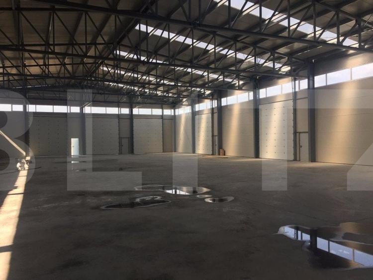 Spațiu industrial, de 2,000 mp, în Exterior Vest