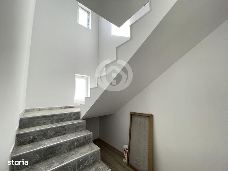 Casă cu 4 camere cu Teren 250 Mp în Central