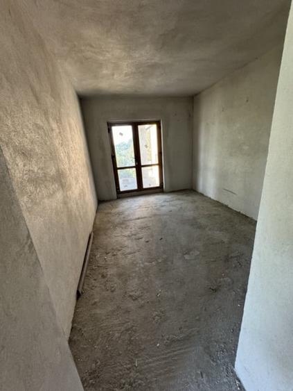 Casă individuală cu 7 camere cu Teren 2274 Mp în Târgșoru Vechi