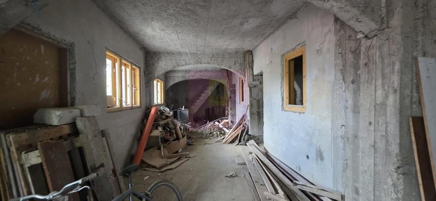 Casă cu 3 camere în Sud