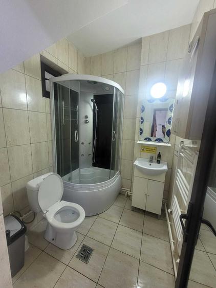 Spațiu comercial, de 80 mp, în Central