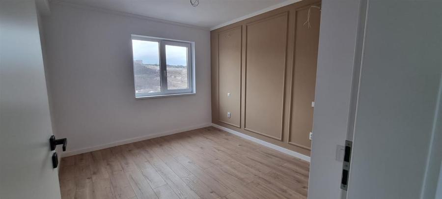 Apartament cu 3 camere decomandat în Păcurari