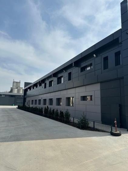 Spațiu industrial, de 1 mp, în Palas