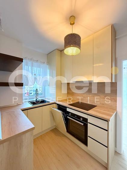 Apartament cu 3 camere decomandat, mobilat în Central
