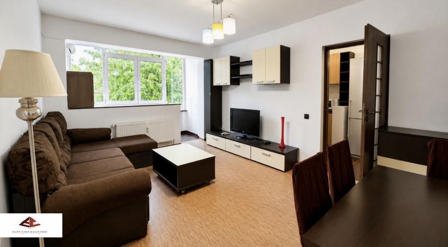 Apartament cu 2 camere semidecomandat în P-ța Victoriei