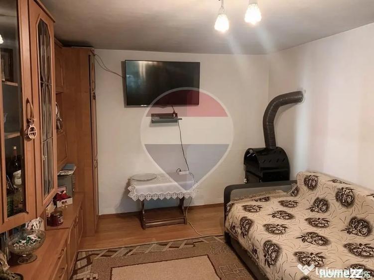 Casă cu 3 camere cu Teren 1043 Mp în Dochia