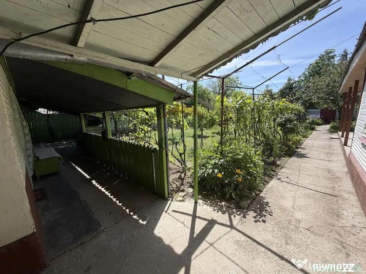 Casă cu 3 camere cu Teren 1459 Mp în Nănești