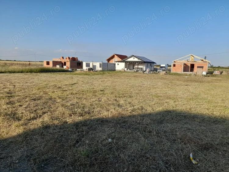 Teren de 522 mp, în Sânmihaiu Român