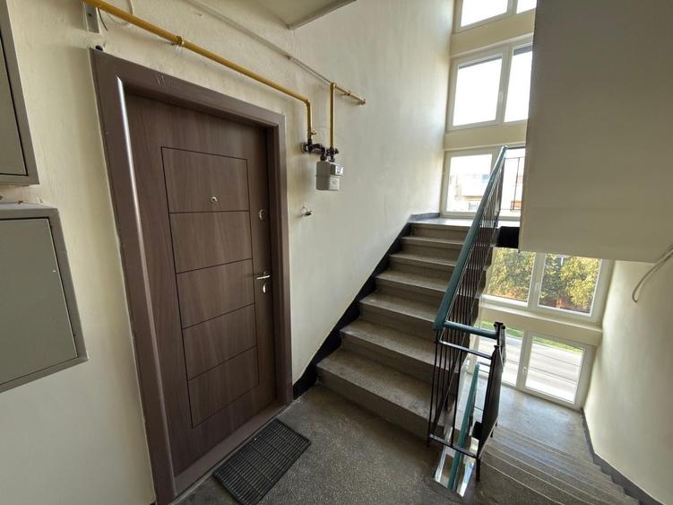 Apartament cu 2 camere semidecomandat în Exterior Vest