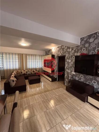 Casă cu 8 camere cu Teren 200 Mp în Central