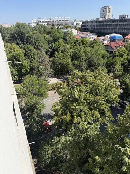 Apartament cu 2 camere semidecomandat în Muncii