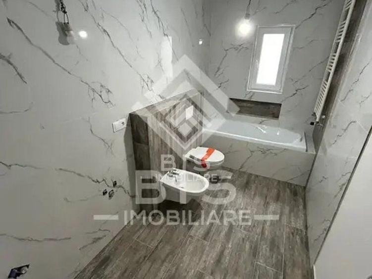 Apartament cu 4 camere semidecomandat în Vest