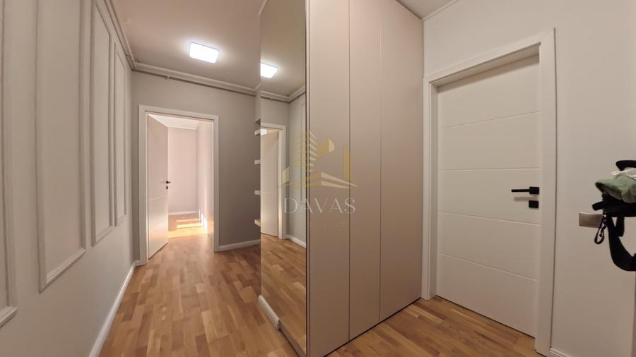 Apartament cu 2 camere semidecomandat, mobilat în Mărăști
