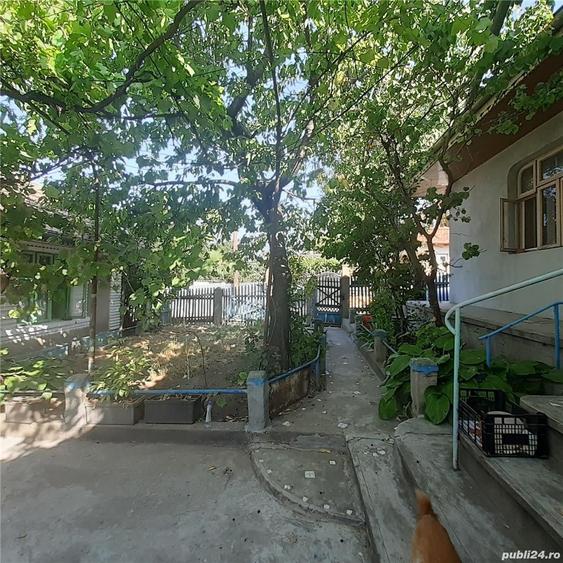 Casă cu 3 camere cu Teren 400 Mp în Huși