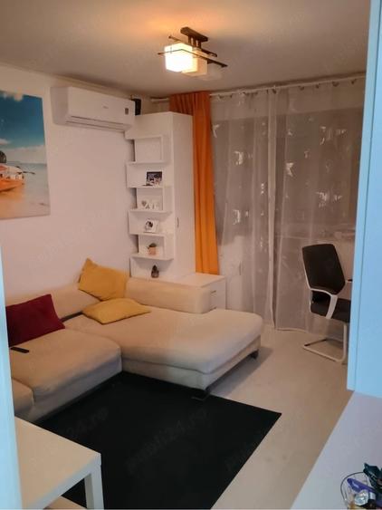 Apartament cu 3 camere decomandat în Vest