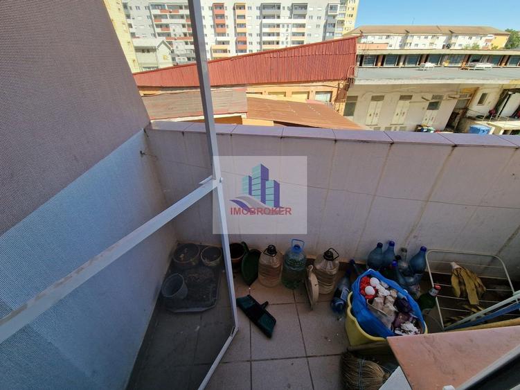 Garsonieră decomandată în Iosia