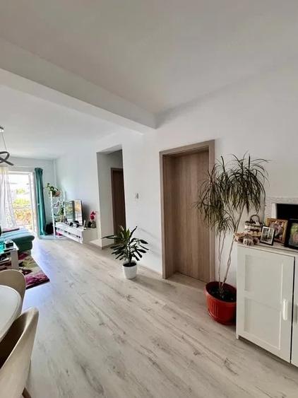 Apartament cu 2 camere semidecomandat în Calea Urseni