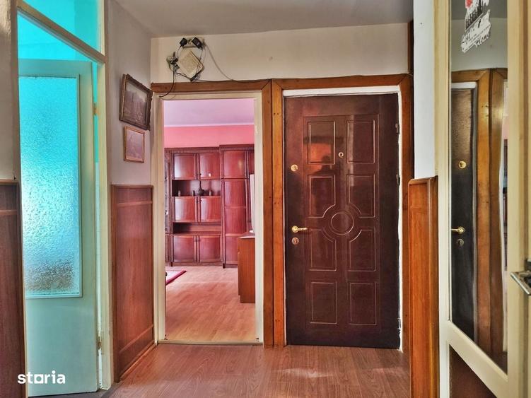Apartament cu 2 camere decomandat în Iosia