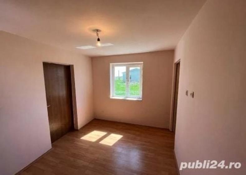 Apartament cu 2 camere decomandat în Coșeri