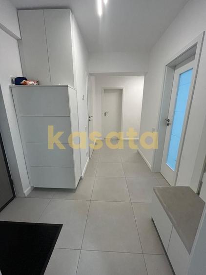 Apartament cu 3 camere decomandat, mobilat în Theodor Pallady