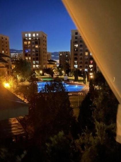 Apartament cu 3 camere decomandat în Crețuleasca