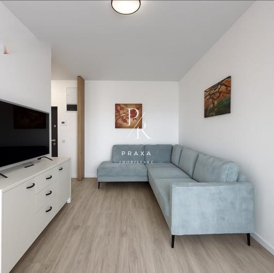 Apartament cu 2 camere semidecomandat, mobilat în Florești