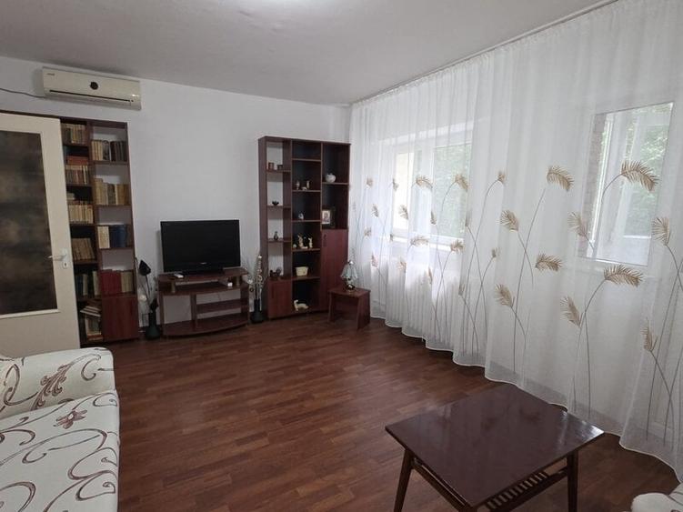 Pantelimon, Bd. Chisinau, Diham, Parcul National, semistradal - 2