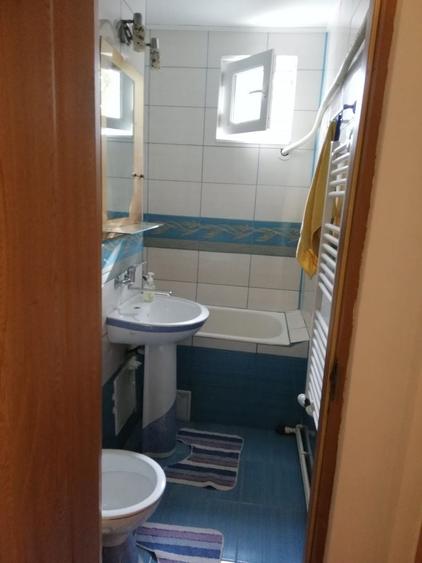 Apartament cu 2 camere semidecomandat în Sârbi