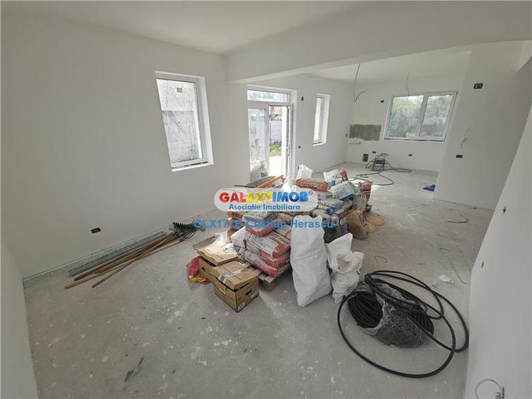 Casă cu 3 camere cu Teren 400 Mp în Crevedia
