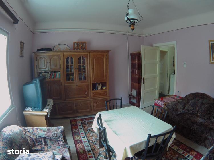 Casă cu 10 camere cu Teren 1034 Mp în Cabana Vânătorilor