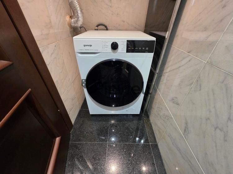 Casă individuală cu 5 camere cu Canalizare în Dorobanți
